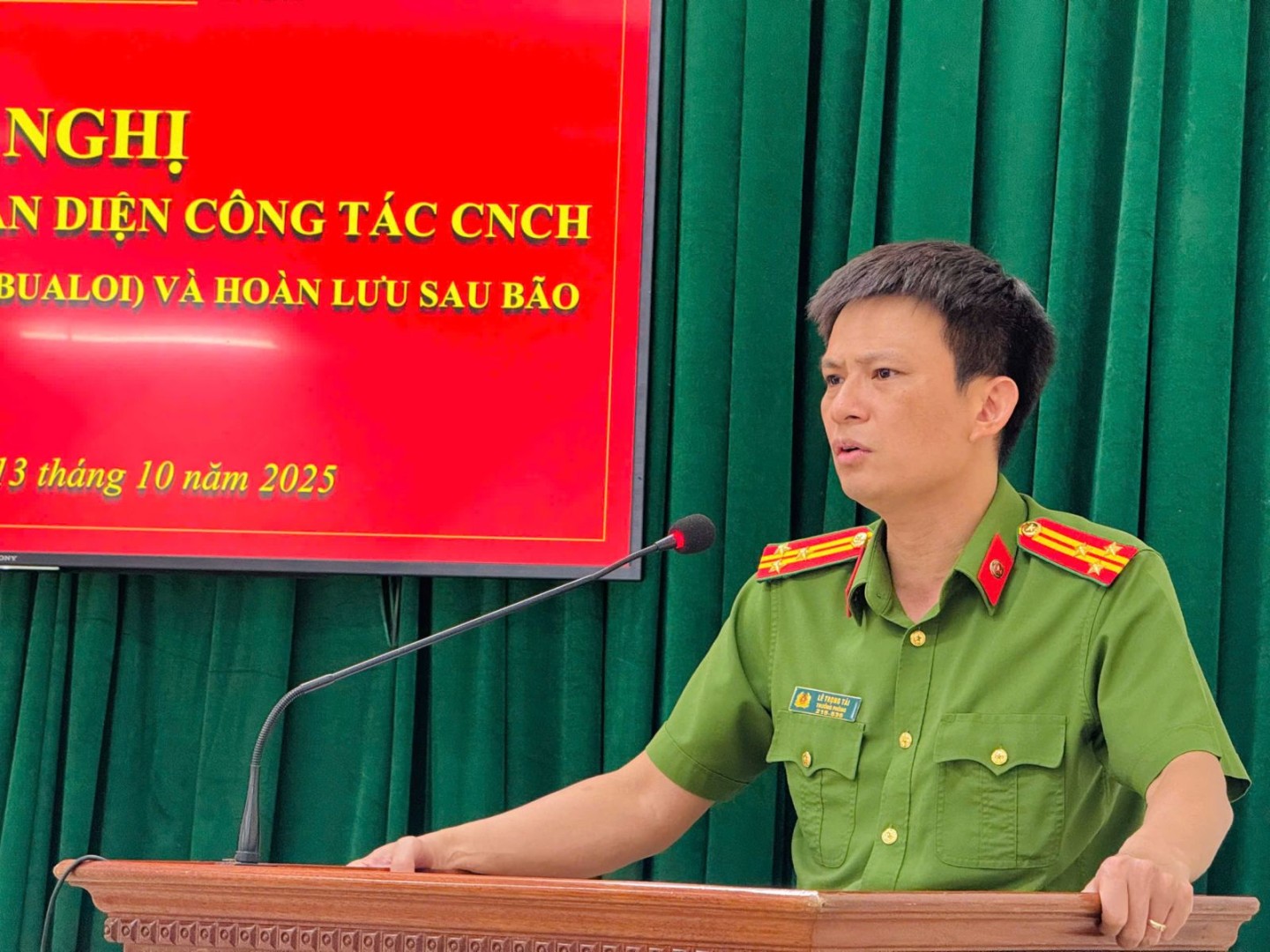 Hội nghị rút kinh nghiệm công tác cứu nạn, cứu hộ trong cơn bão số 10